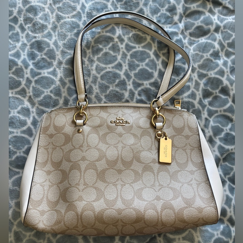 Coach shoulder bag